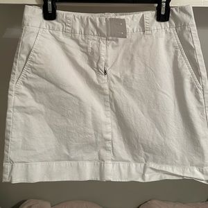 Vineyard Vines white mini skirt